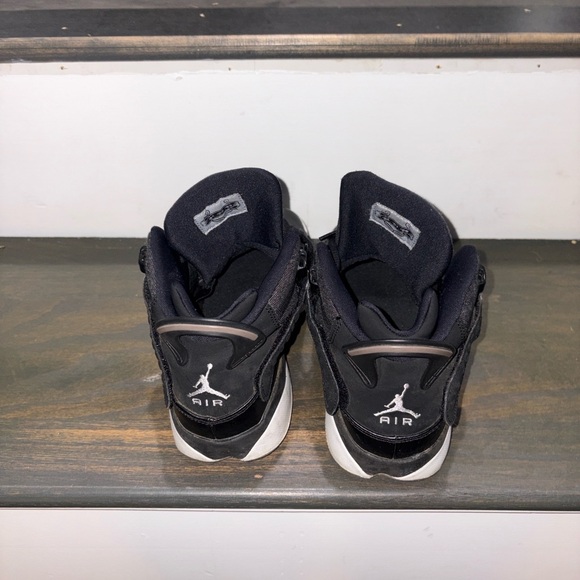 Air Jordan 6 Rings Sneakers - Picture 5 of 7